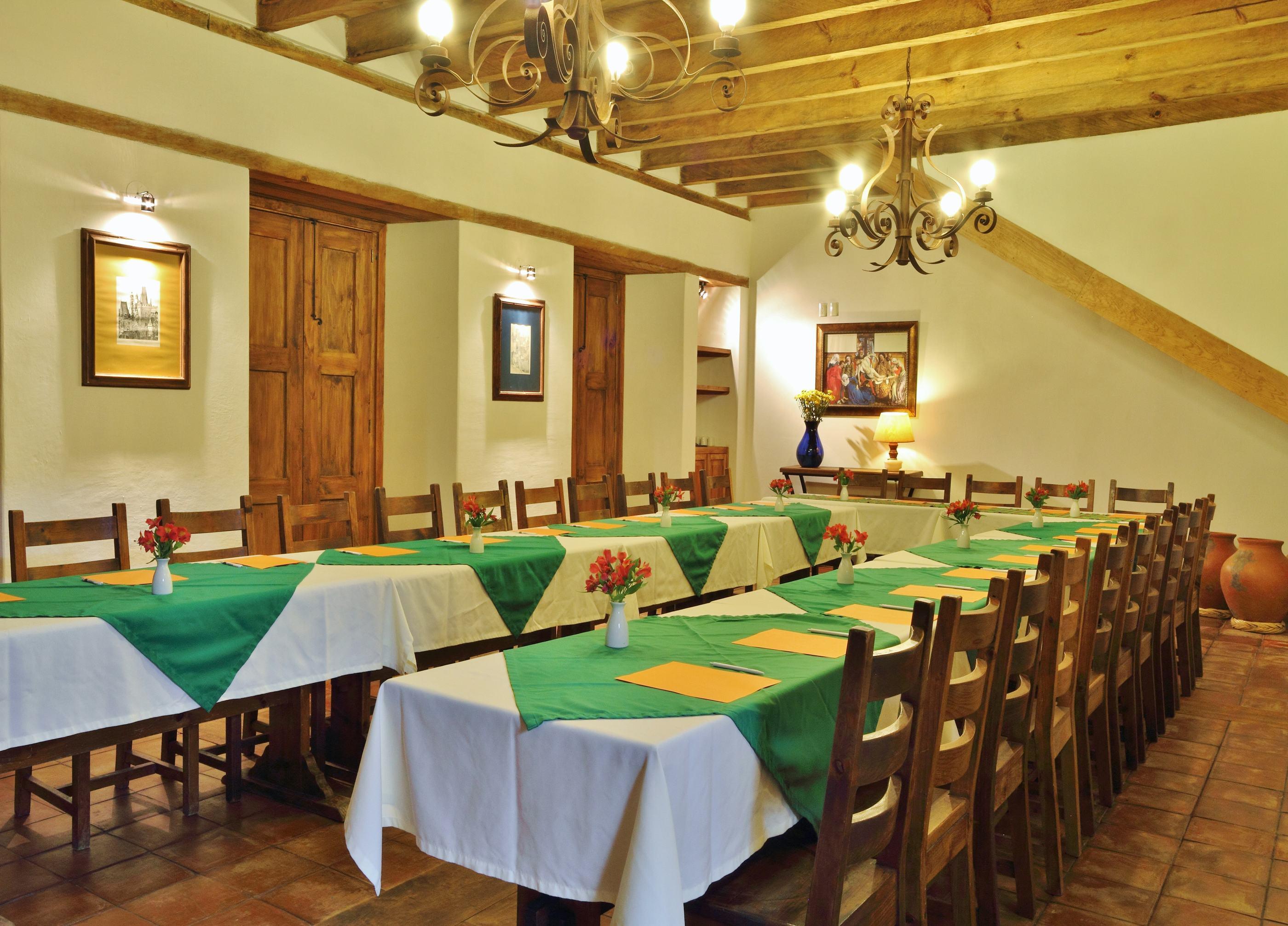 Hotel Casavieja Сан-Кристобаль-де-Ла-Касас Экстерьер фото