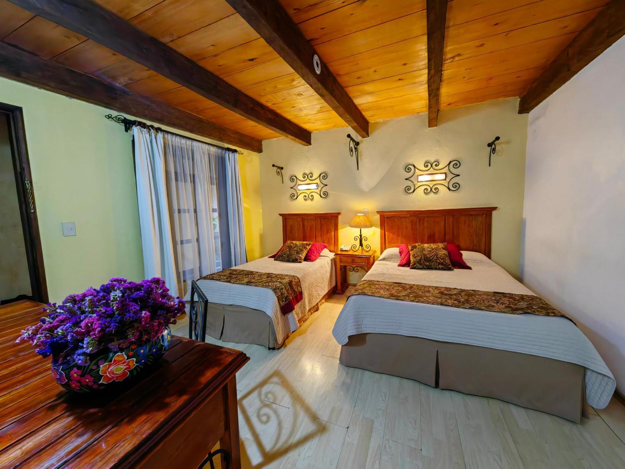 Hotel Casavieja Сан-Кристобаль-де-Ла-Касас Экстерьер фото