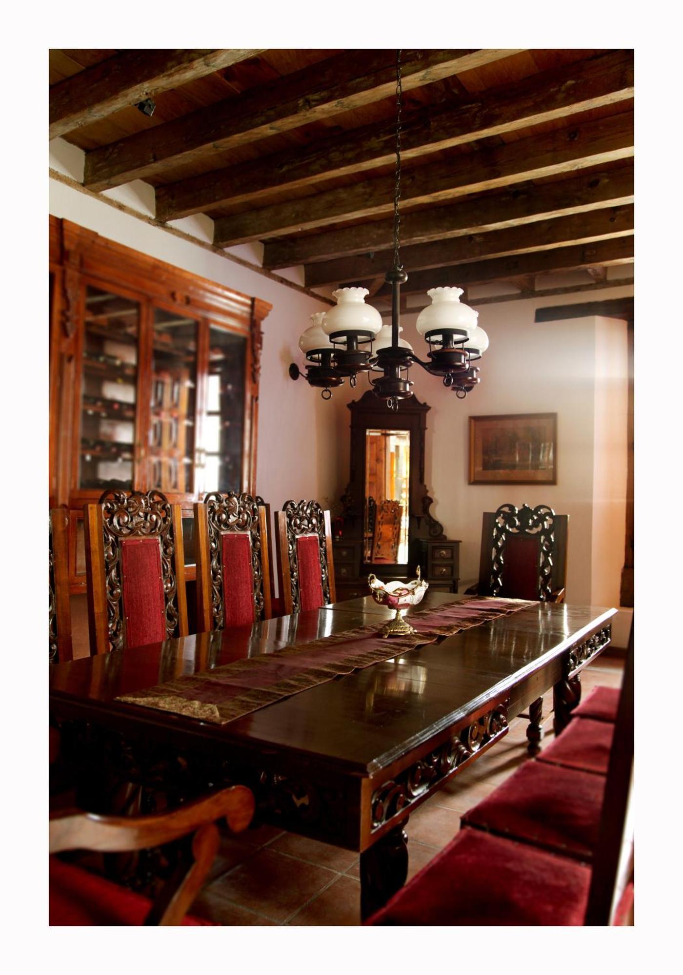 Hotel Casavieja Сан-Кристобаль-де-Ла-Касас Экстерьер фото