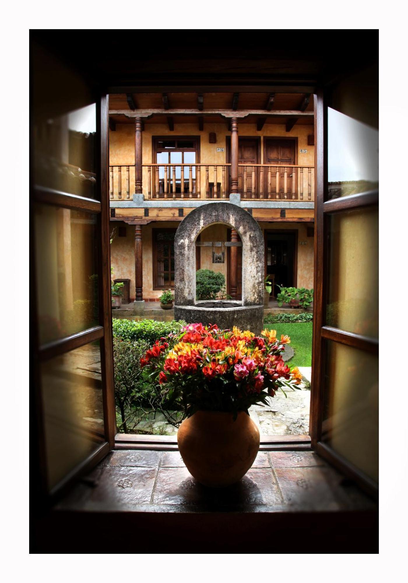 Hotel Casavieja Сан-Кристобаль-де-Ла-Касас Экстерьер фото